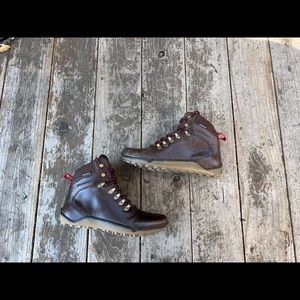 (716) Vivobarefoot Tracker Dark Brown Leather